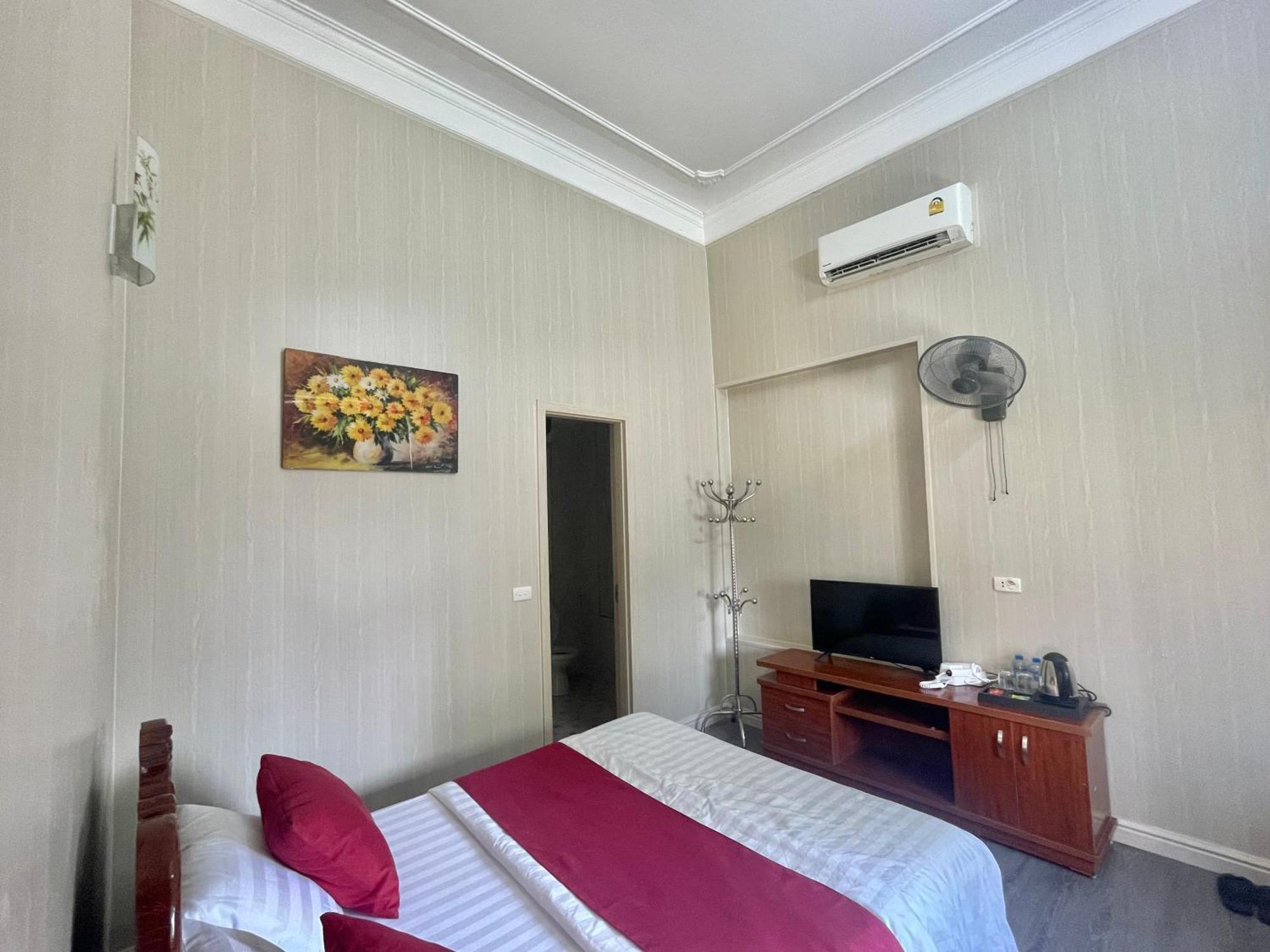 Bach Dai Dung Hotel Ha Tinh Exterior foto